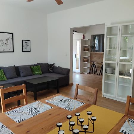 Flóra House 3 minutes from Lake Balaton Keszthely Exterior foto
