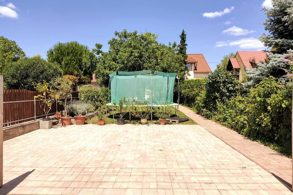 Flóra House 3 minutes from Lake Balaton Keszthely Exterior foto